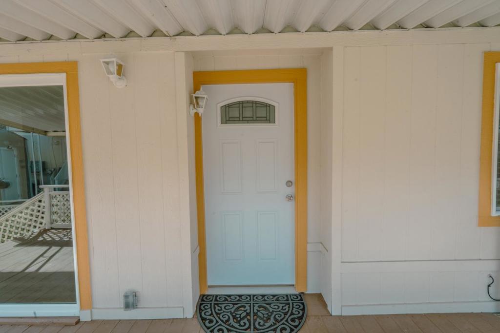 13818 Vista Del Lago