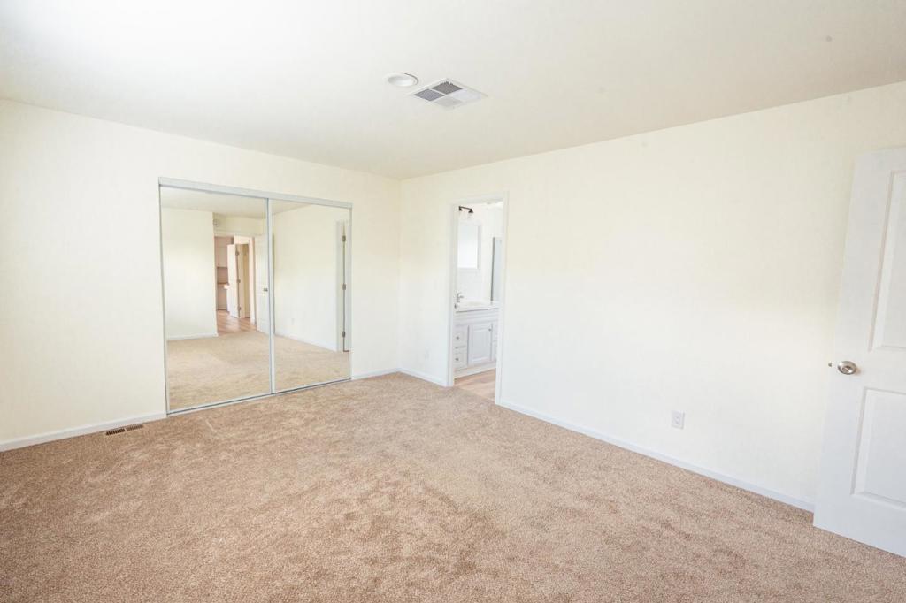 13818 Vista Del Lago