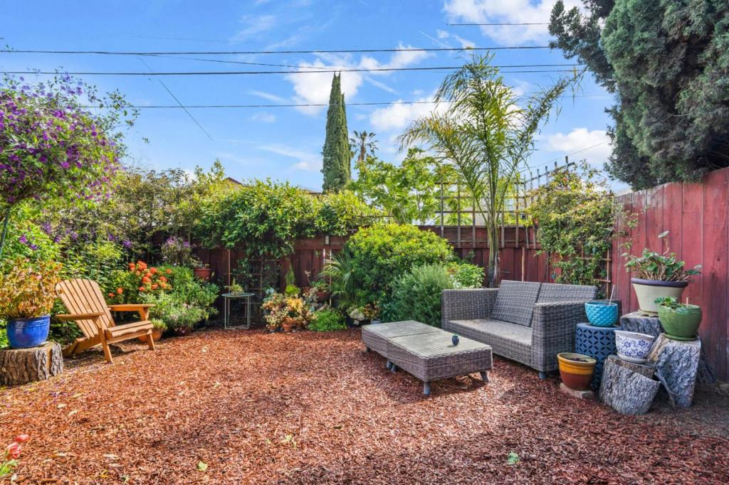848 E Julian Street