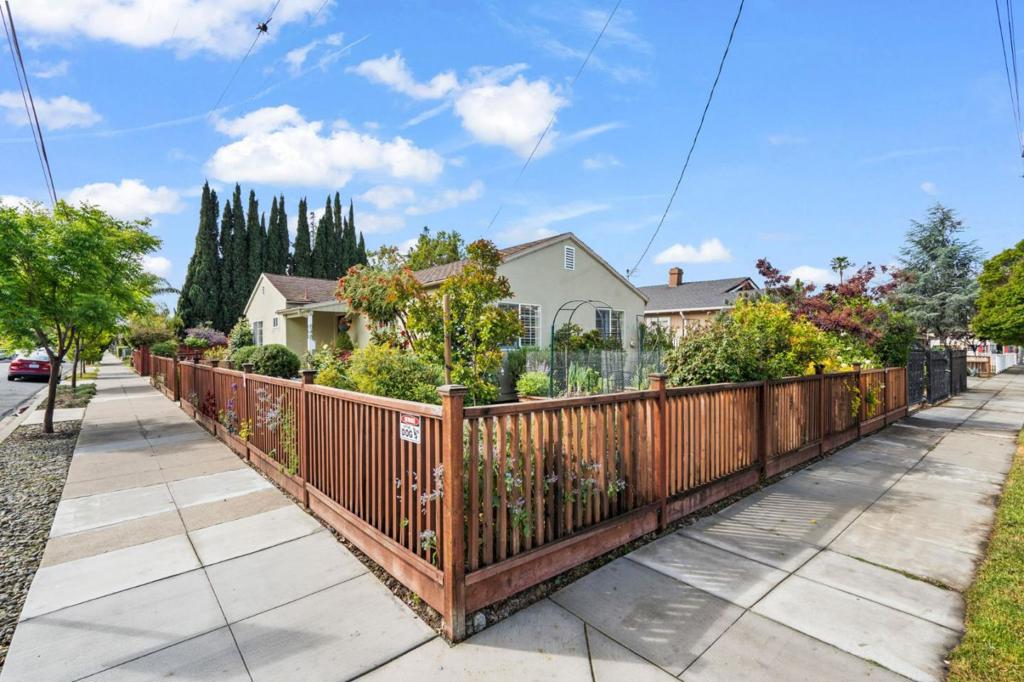 848 E Julian Street