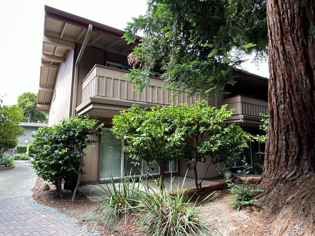 151 Buckingham Drive 235