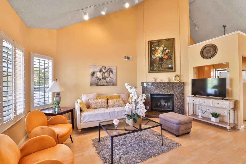 1046 Kiser Drive