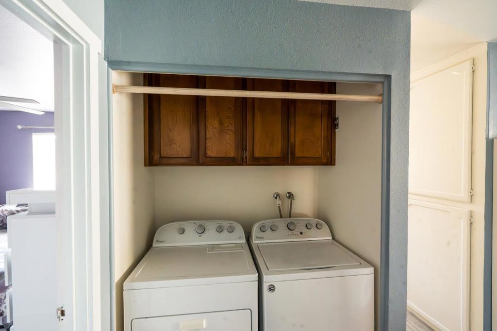 30 W San Joaquin Street 6