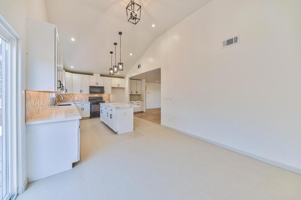 3020 Liberty Court