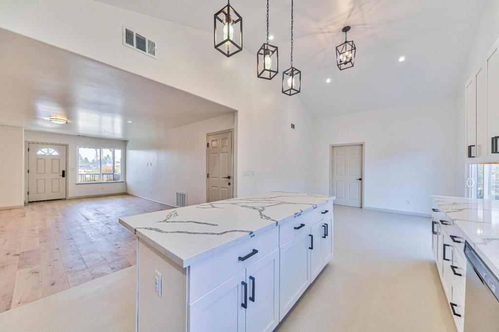 3020 Liberty Court