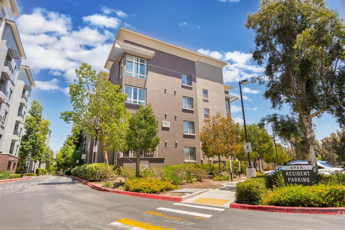 1101 South Main 328