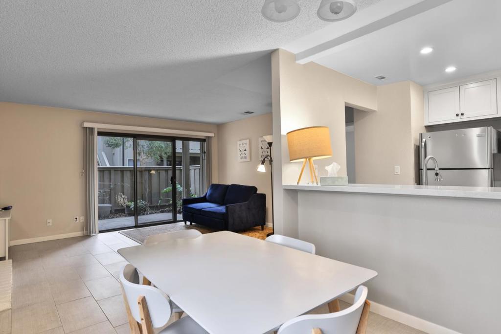 5434 Makati Circle