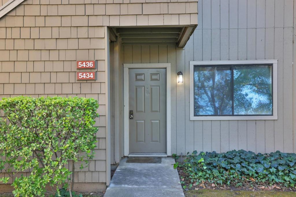 5434 Makati Circle
