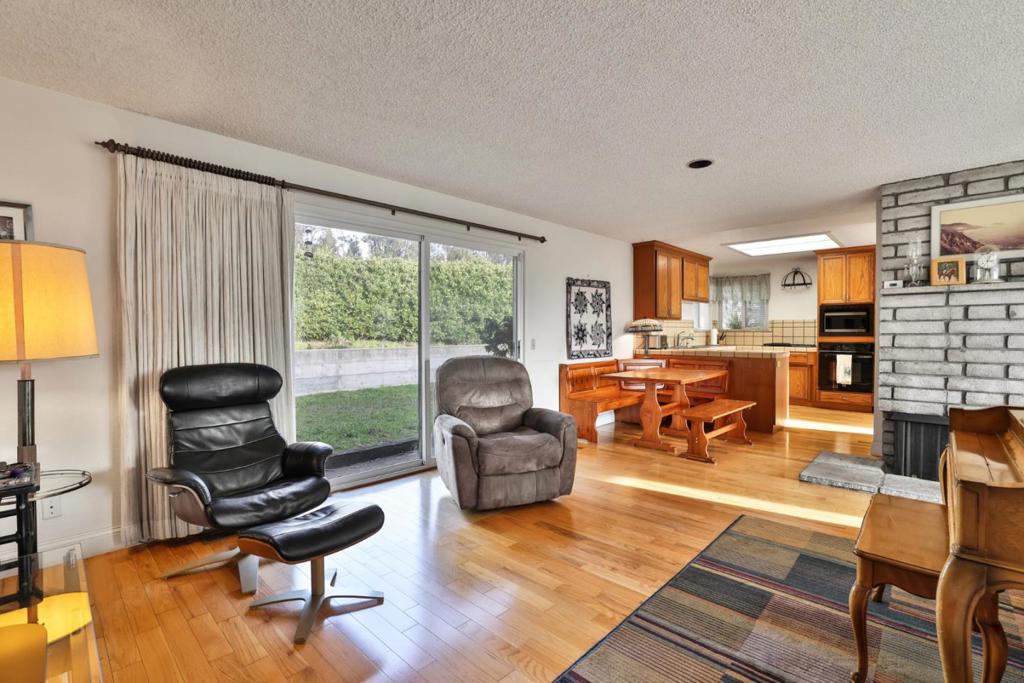 7375 Leafwood Drive