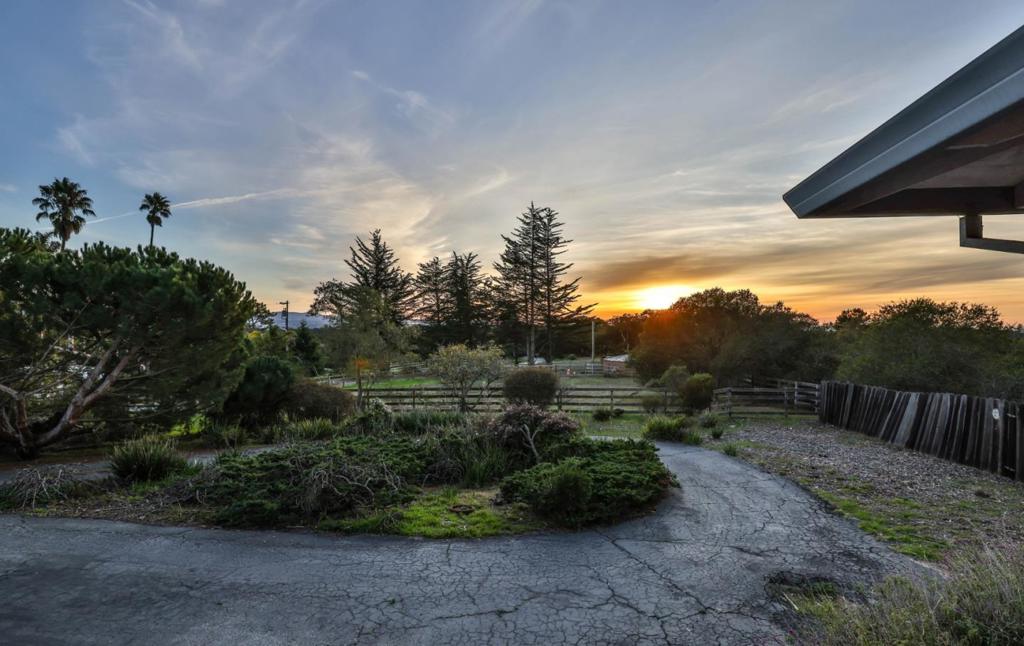 7375 Leafwood Drive