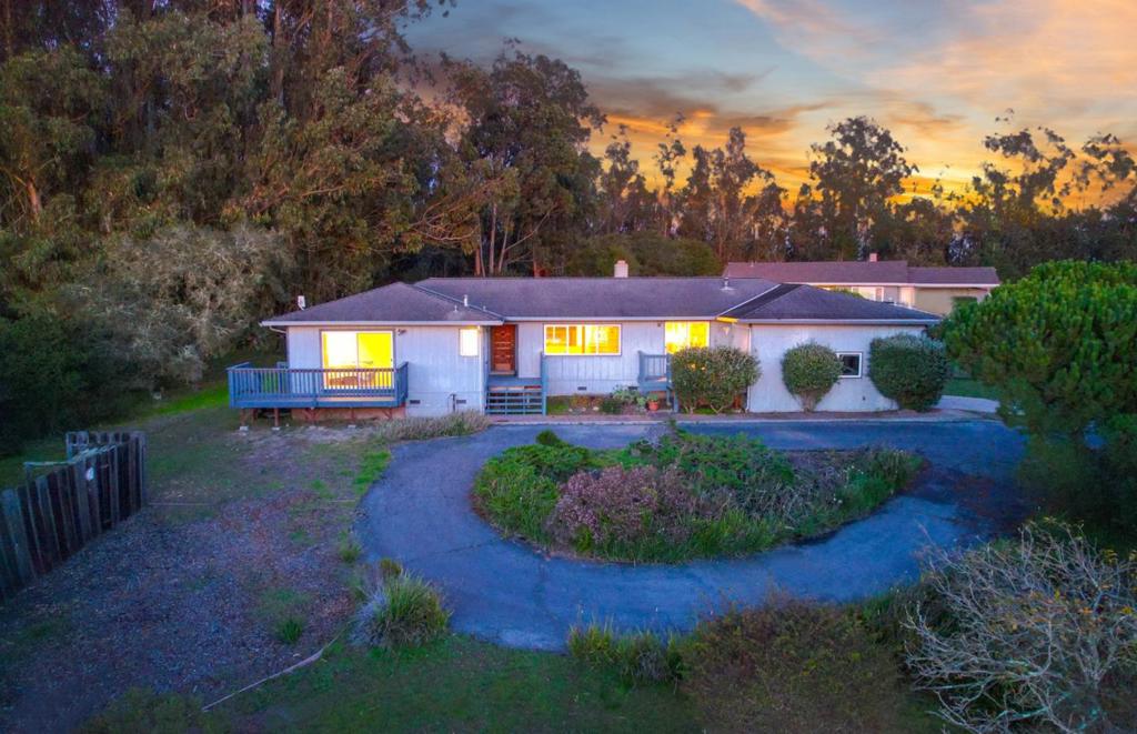 7375 Leafwood Drive