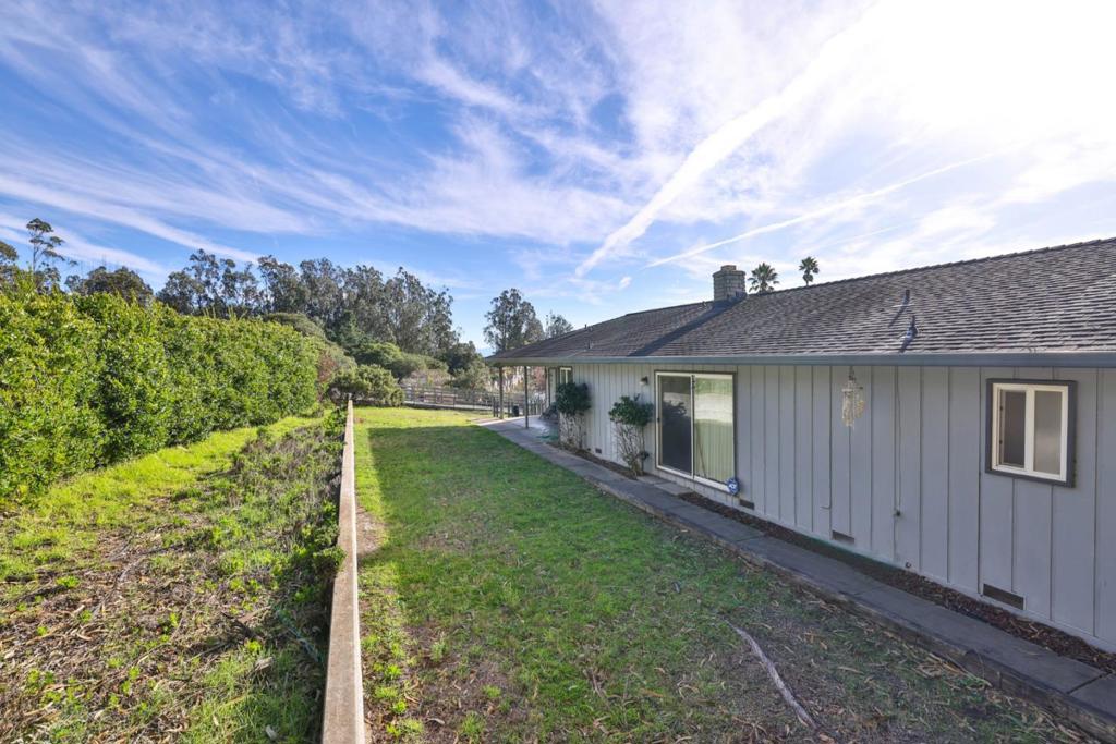 7375 Leafwood Drive