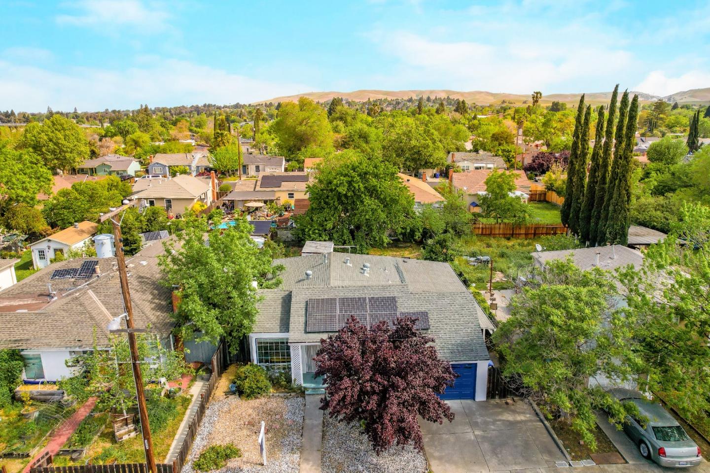 2357 Hickory DR