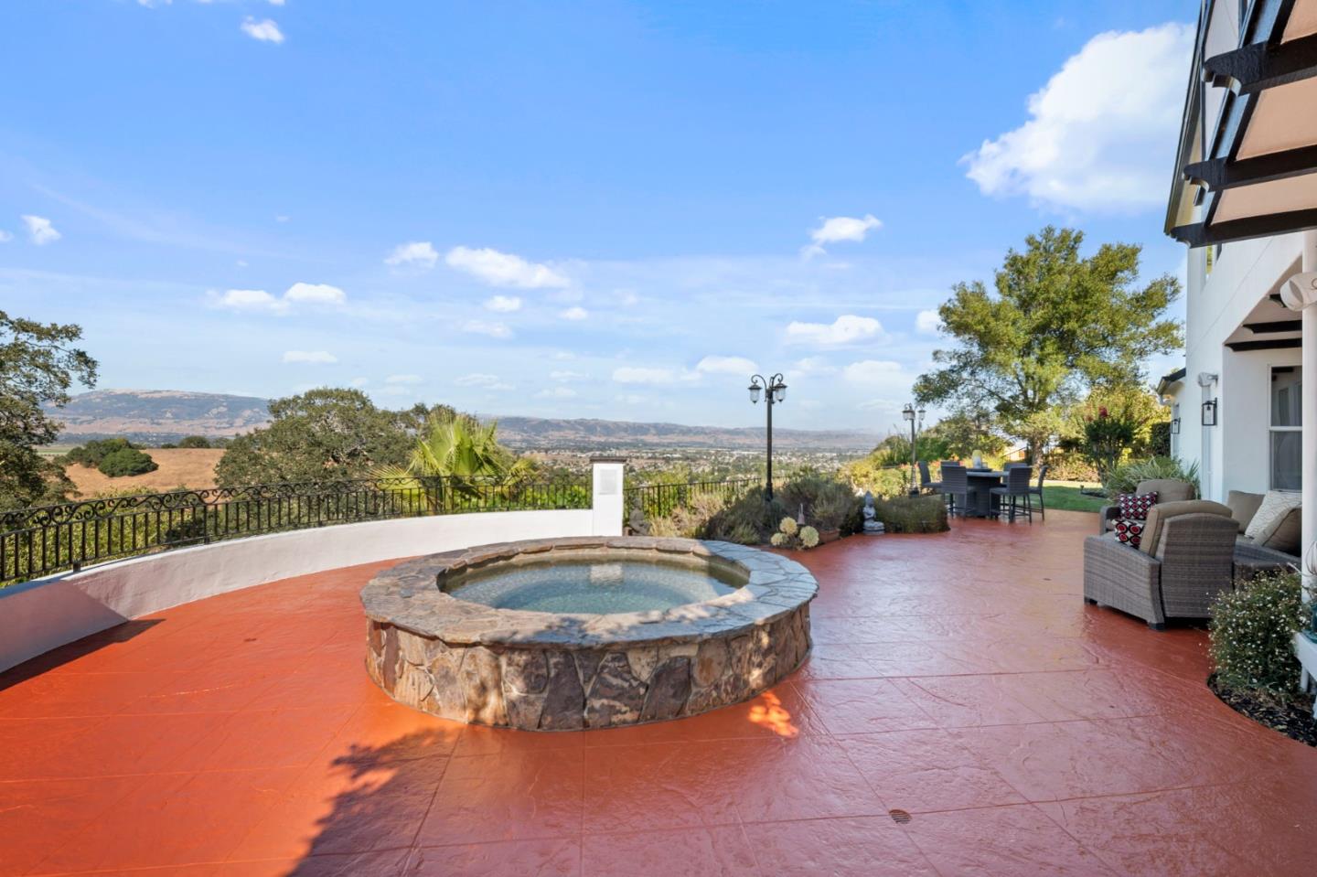 2325 Olea Court