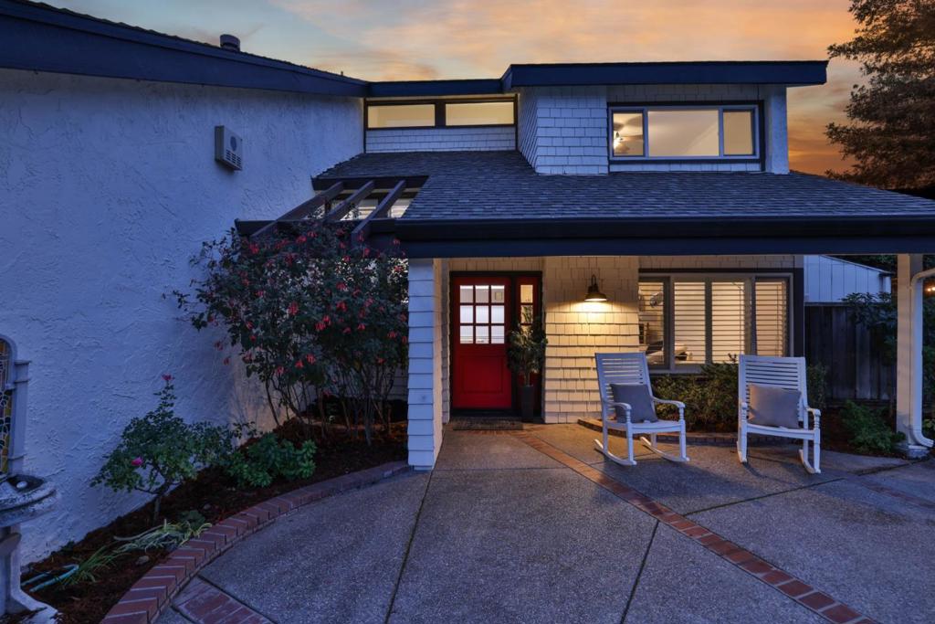 363 Hines Court