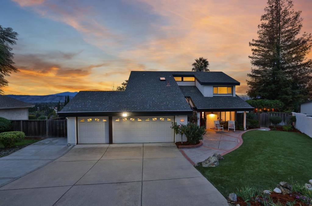 363 Hines Court