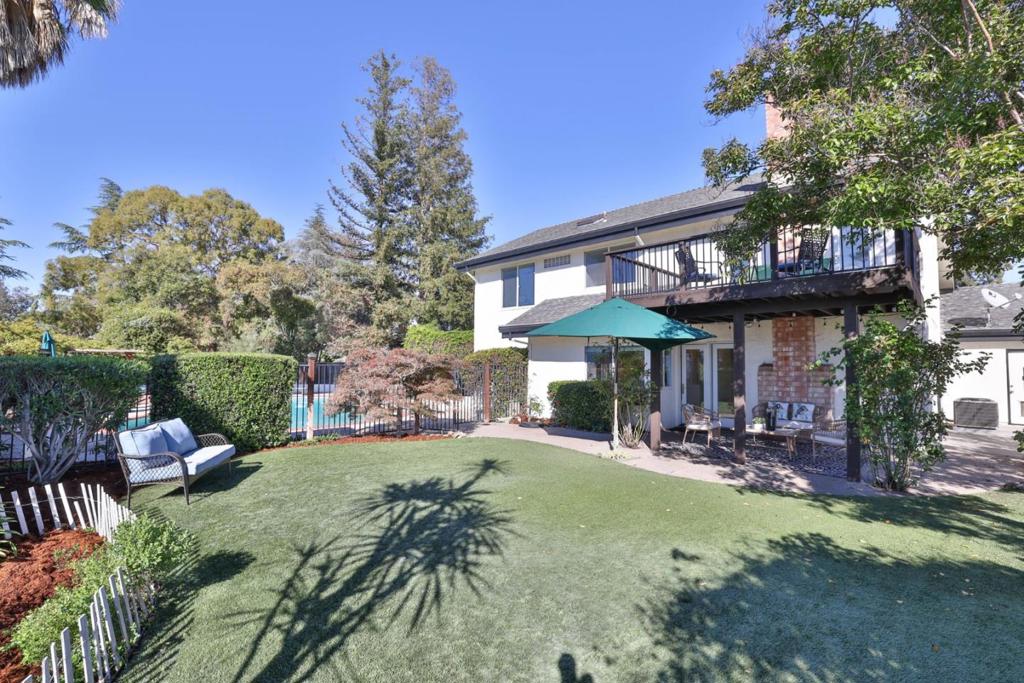 363 Hines Court