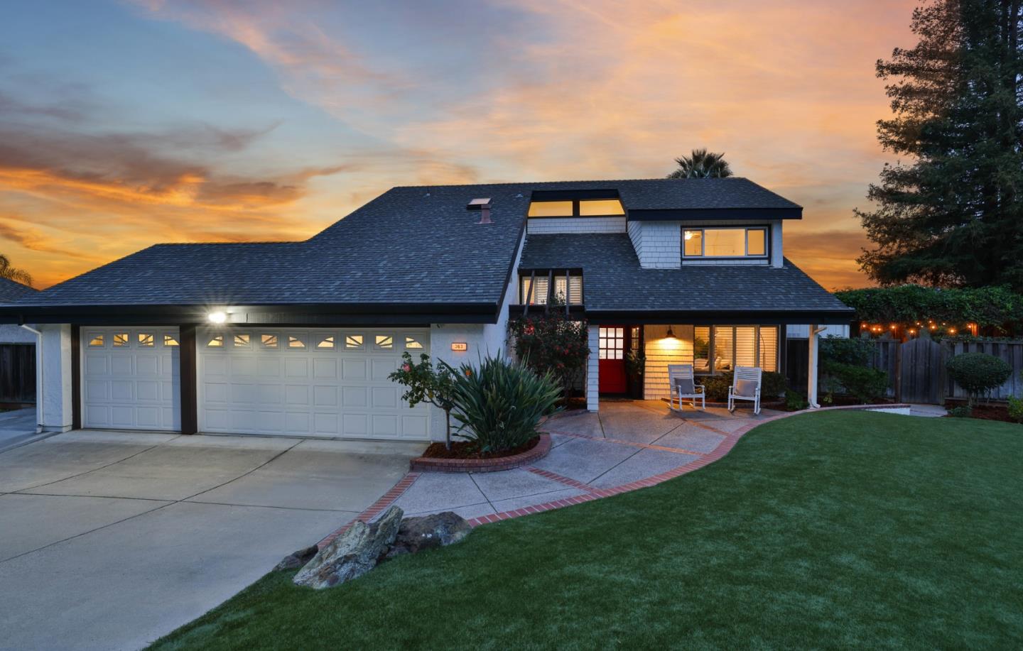 363 Hines Court