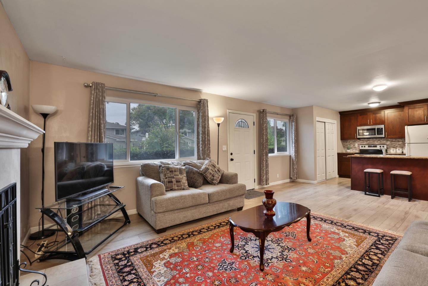 5480 Tradewinds Walkway 1