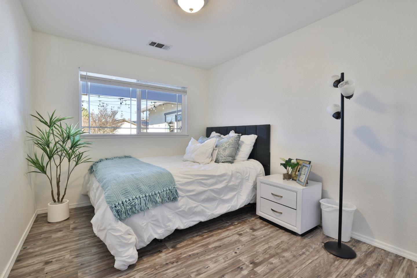 1546 Boone Drive