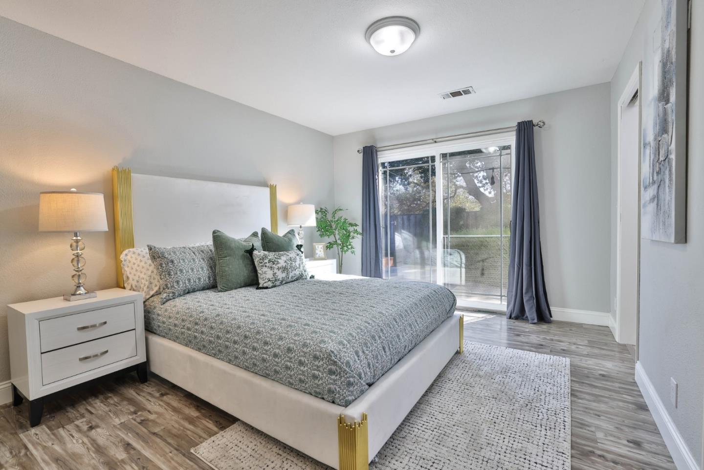 1546 Boone Drive
