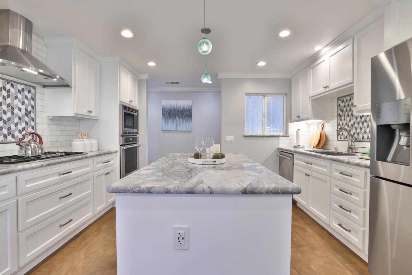 1546 Boone Drive