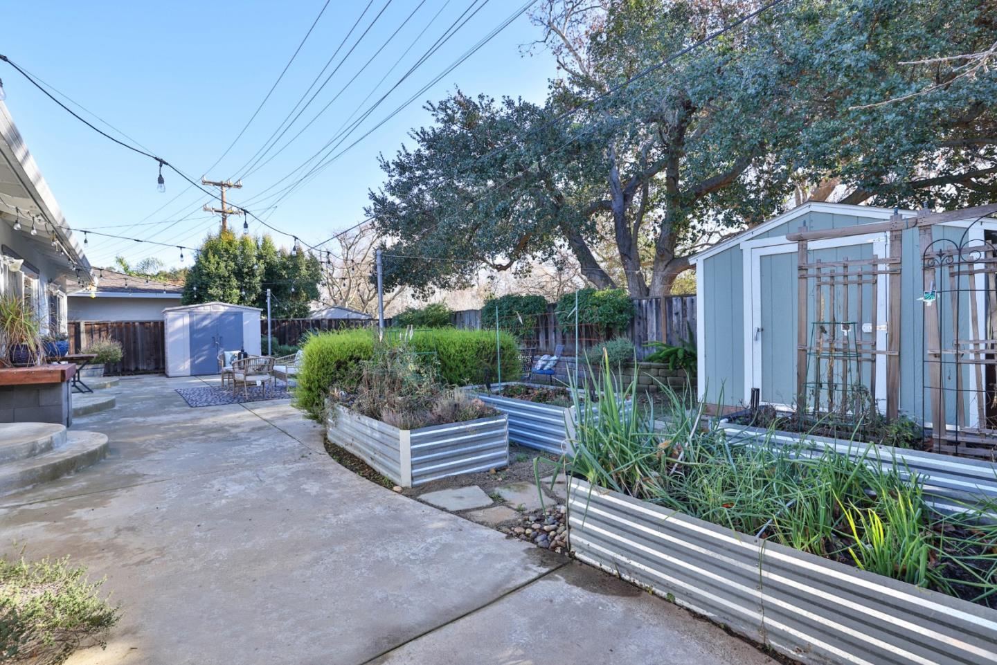 1546 Boone Drive