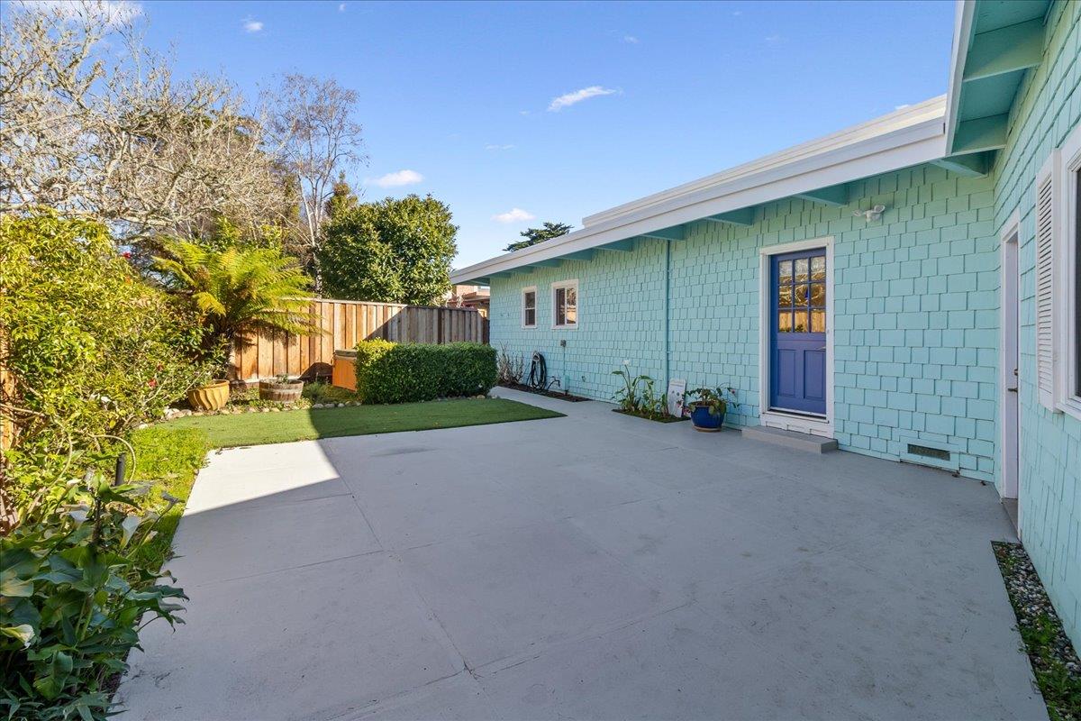 511 Cliff Drive