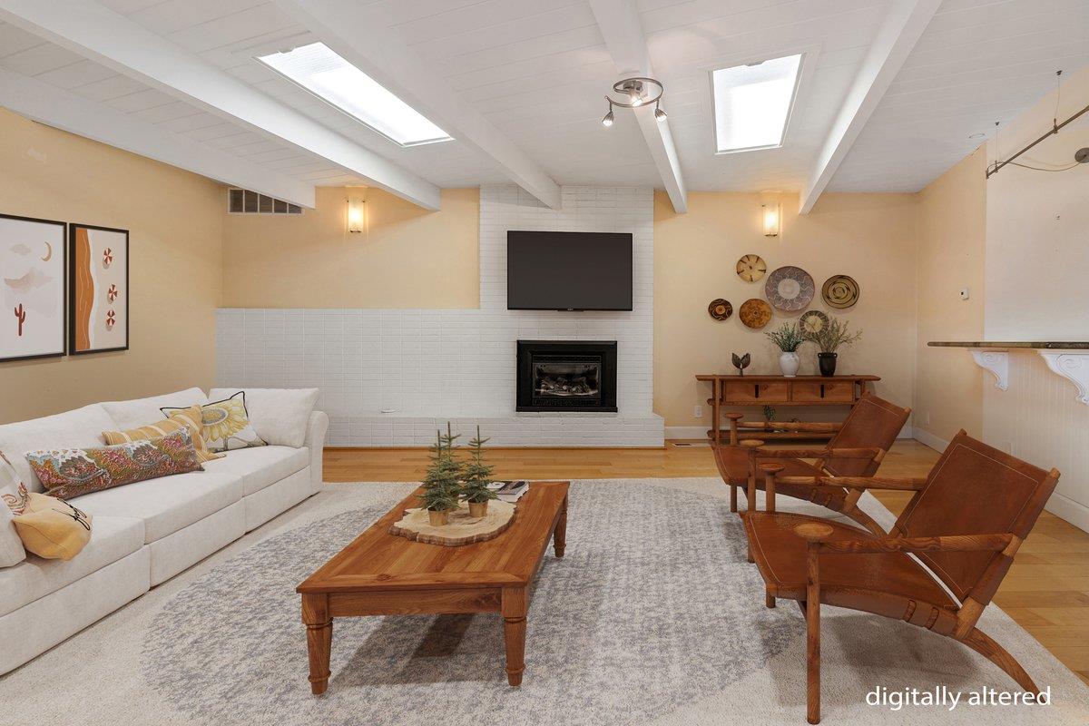 511 Cliff Drive