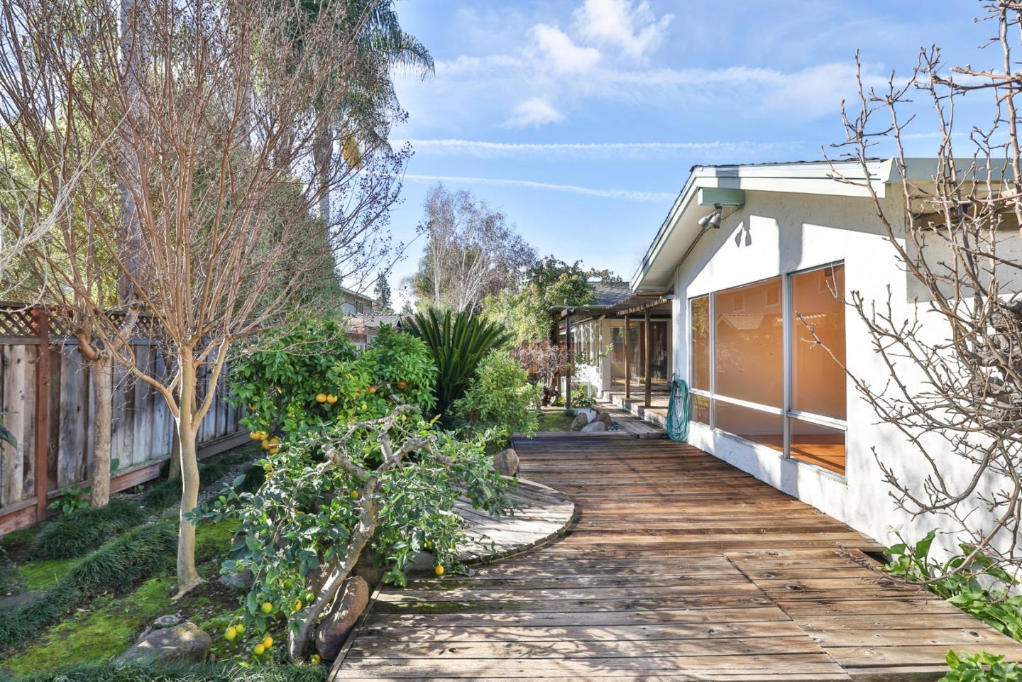 1492 Robsheal Drive