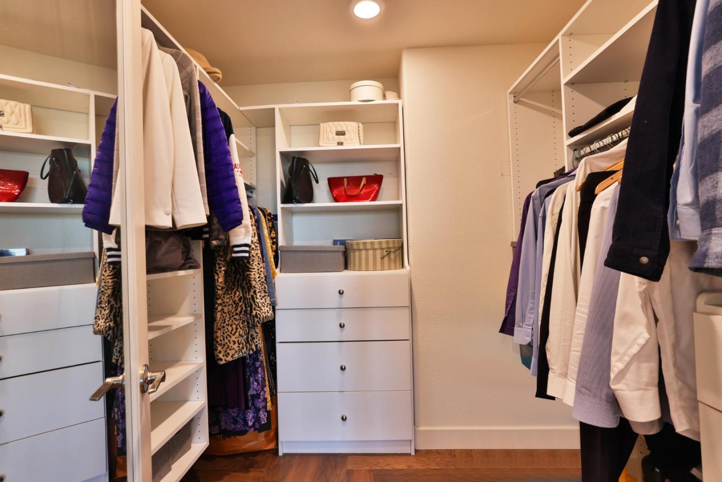 2986 Valley Of Hearts Del Place