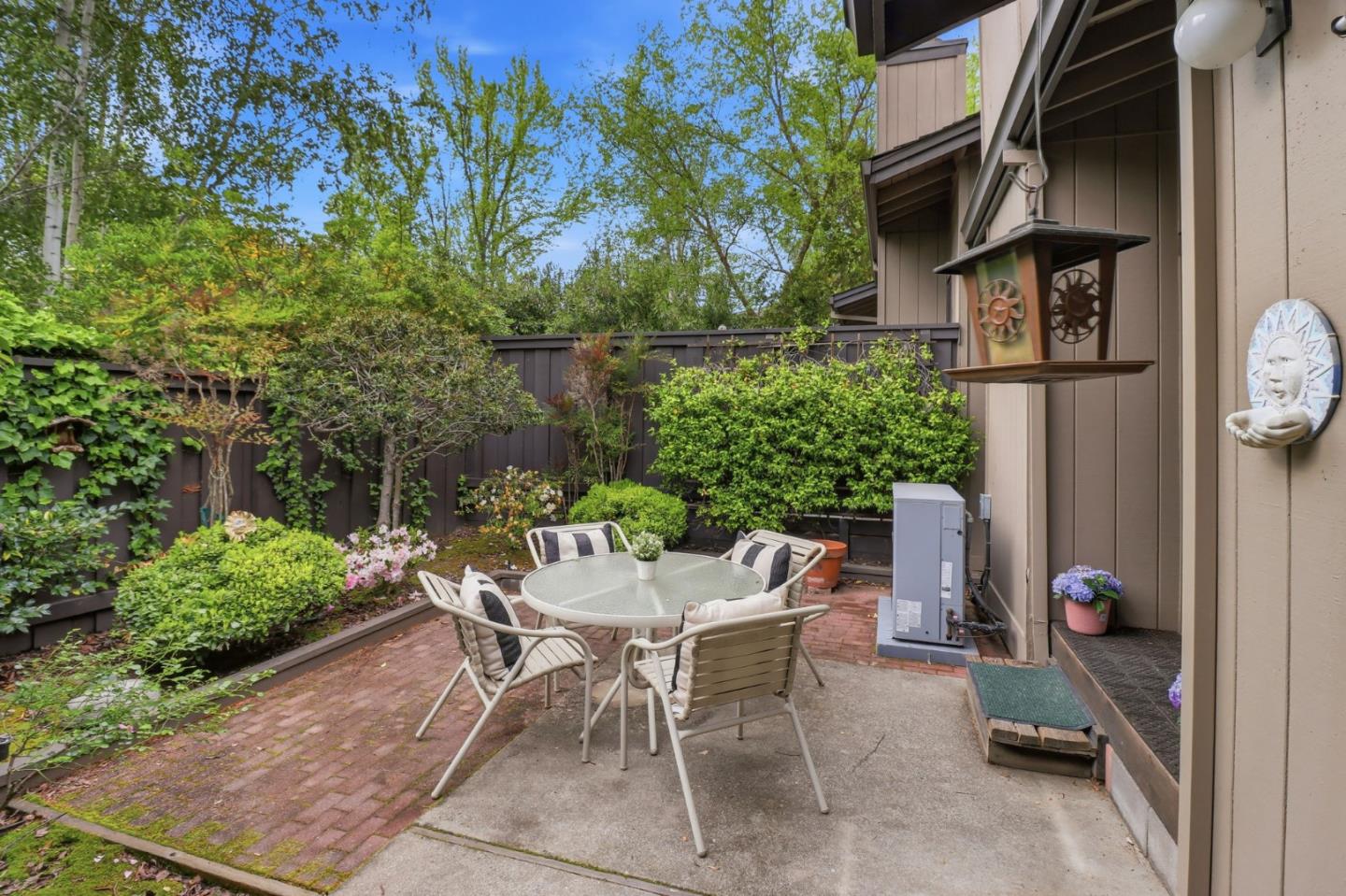 1224 Sharon Park Drive