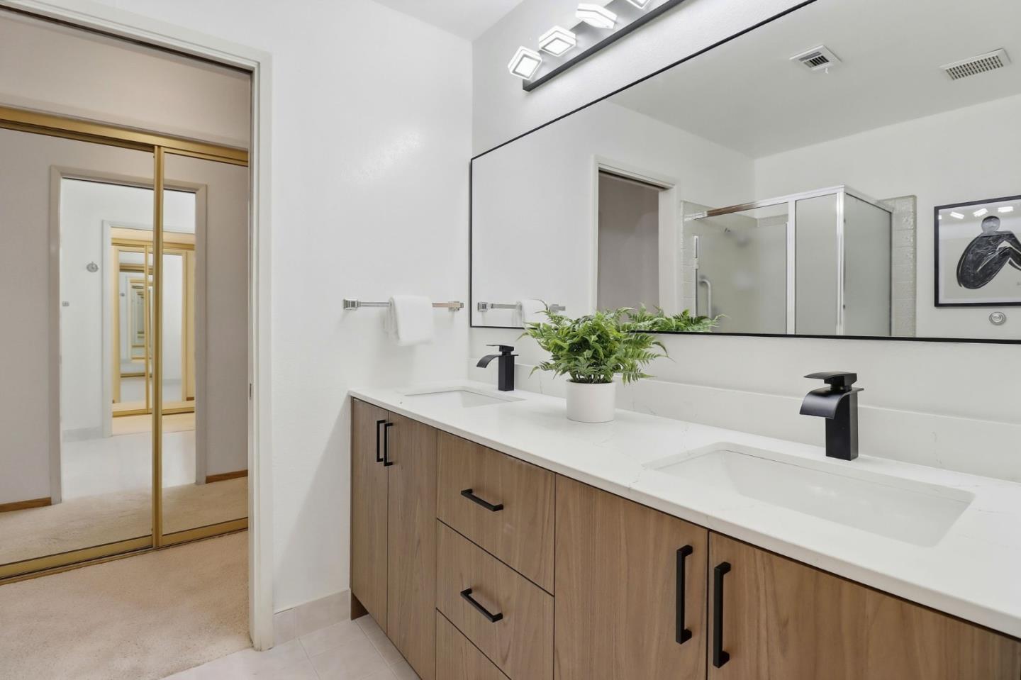 1224 Sharon Park Drive