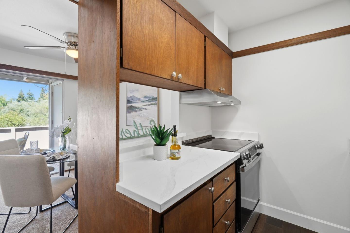 500 West Middlefield Road 41