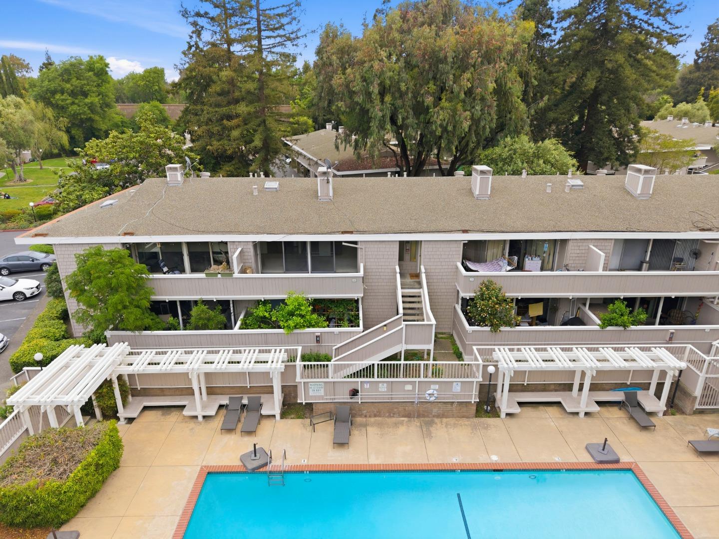 500 West Middlefield Road 41