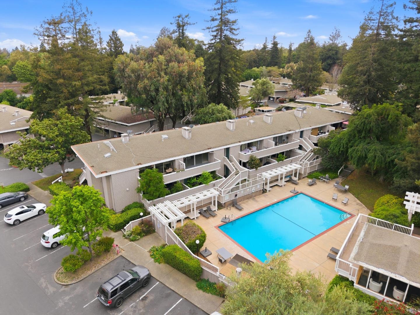 500 West Middlefield Road 41