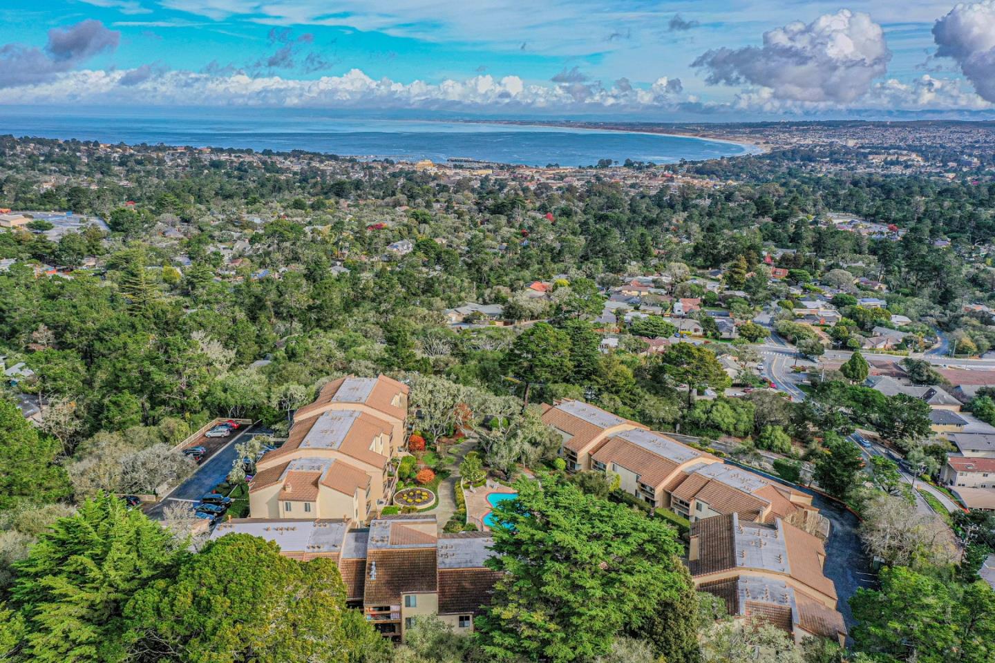 1107 Golden Oaks Lane