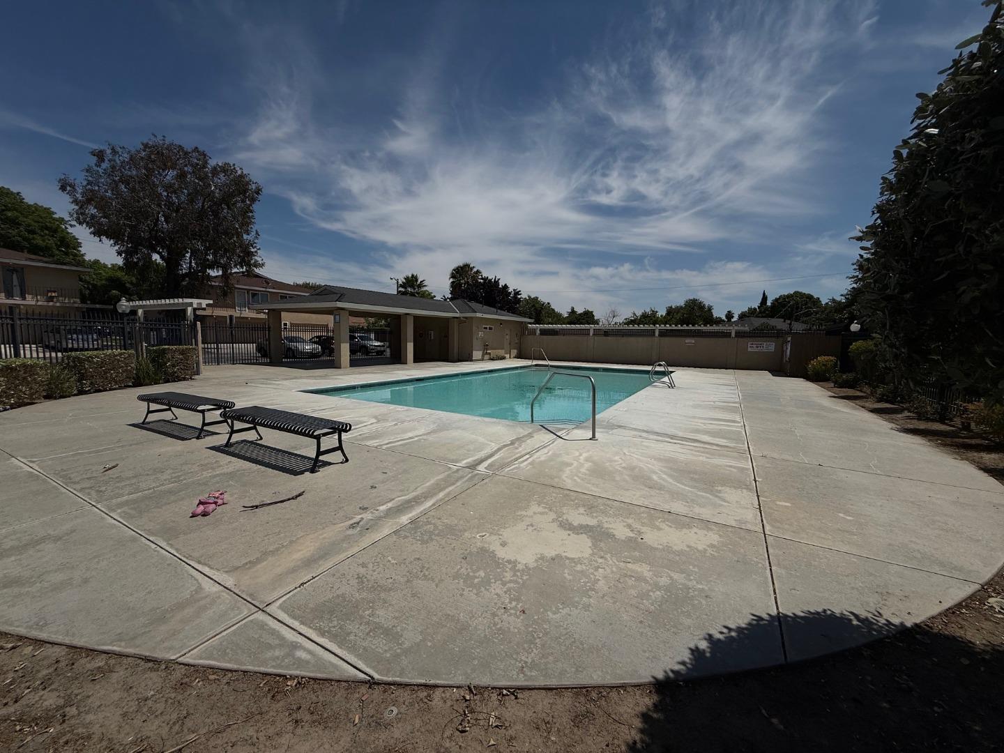 2505 Prescott Road 1