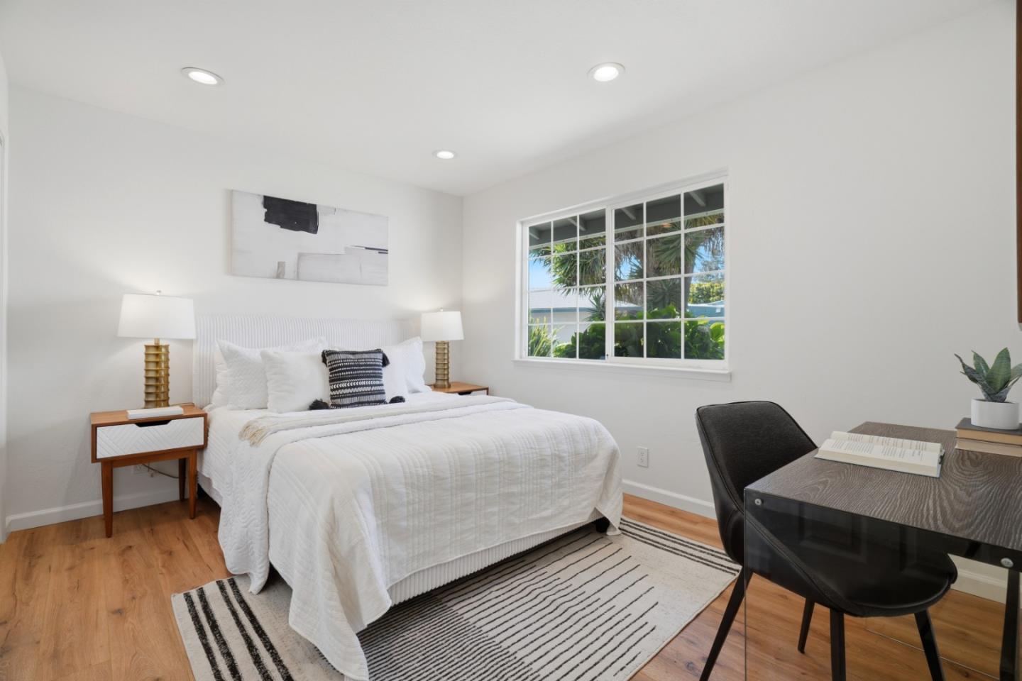 1542 Sawleaf Court