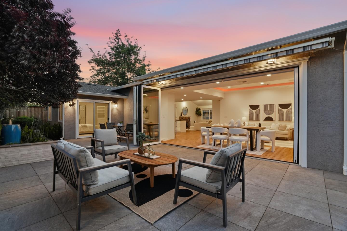 1542 Sawleaf Court