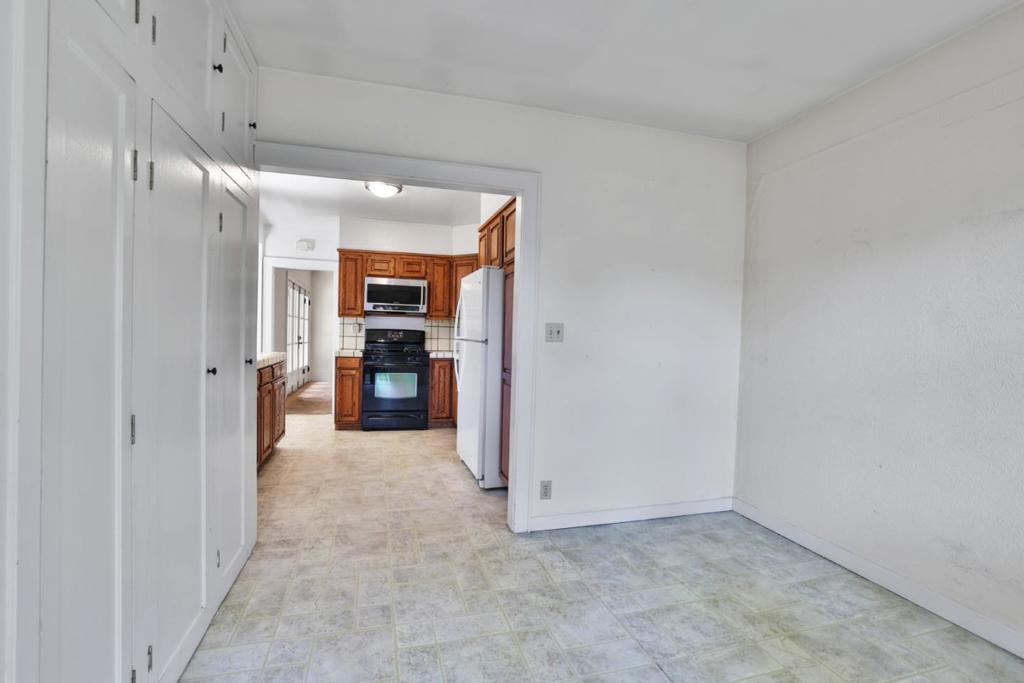 272 S 12th Street