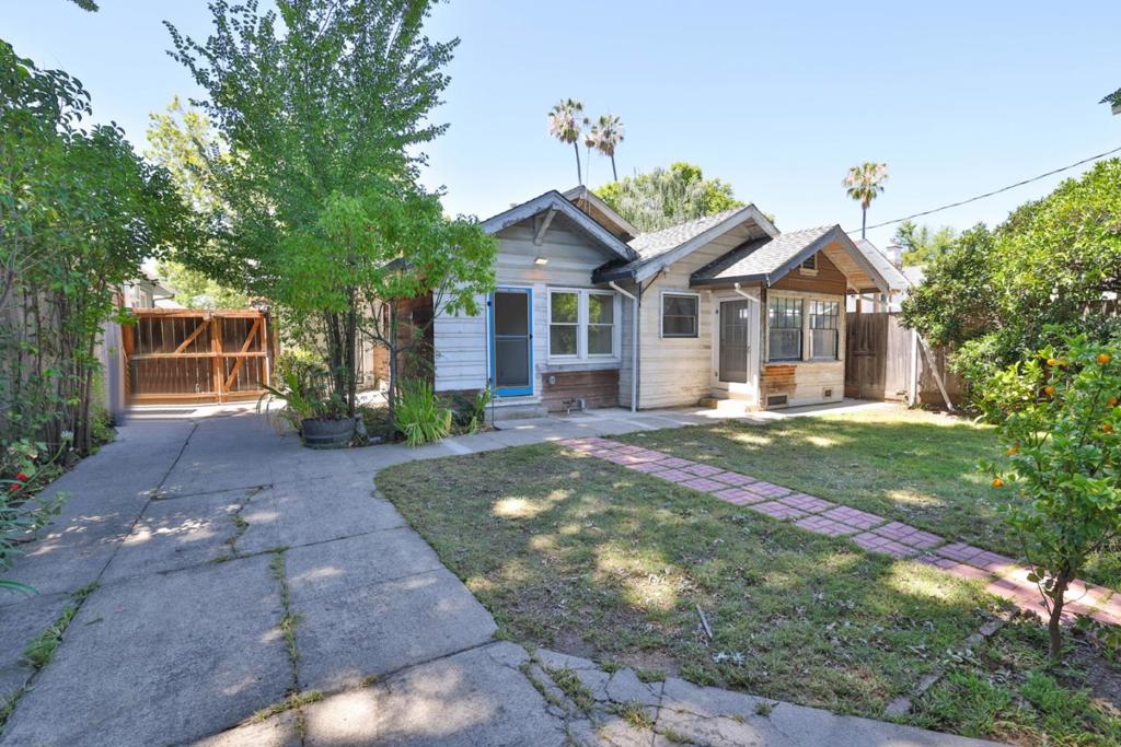 272 S 12th Street