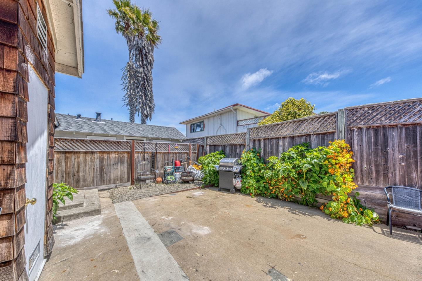 1212 Waring Street