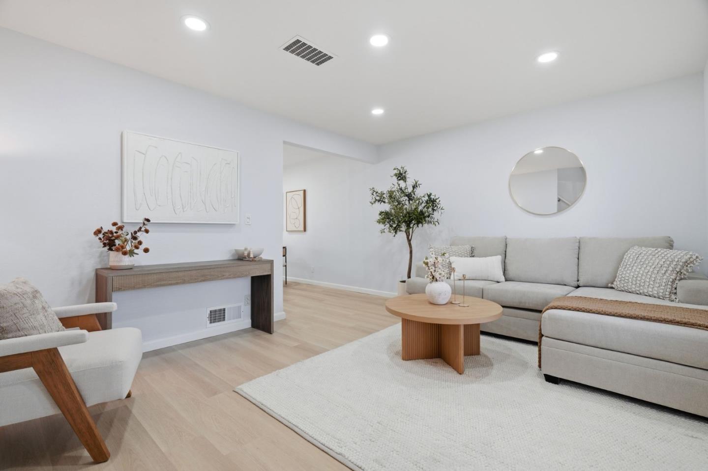 4074 Gibraltar DR