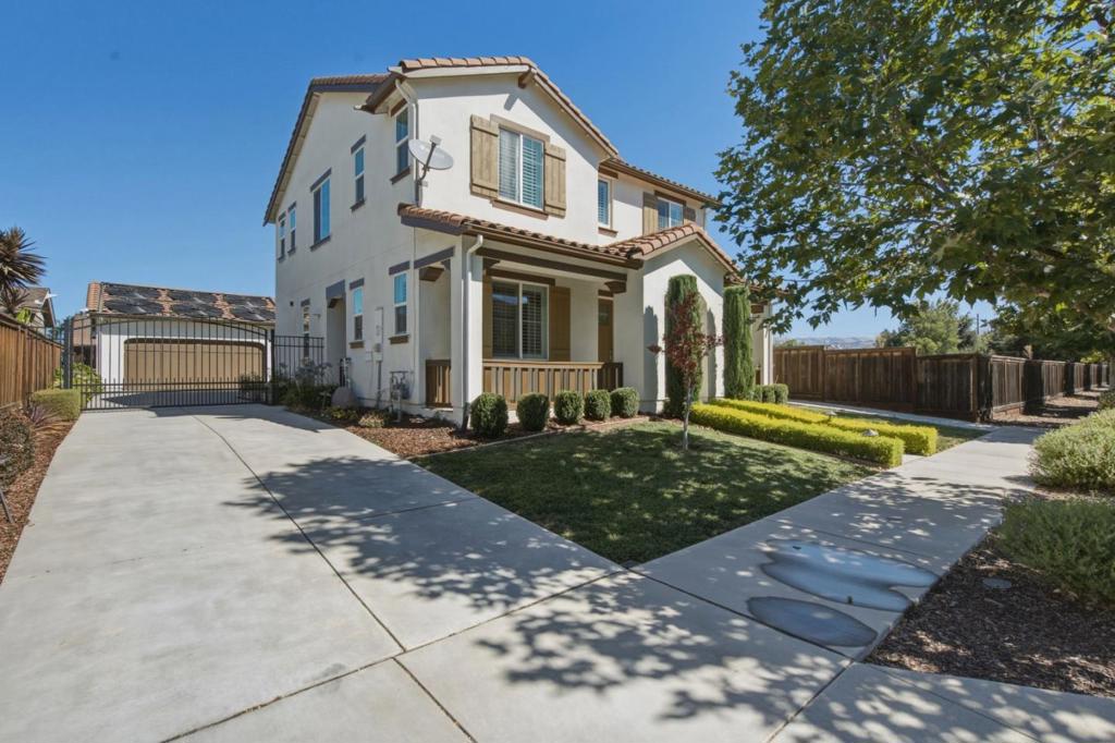 177 Peral Avenue