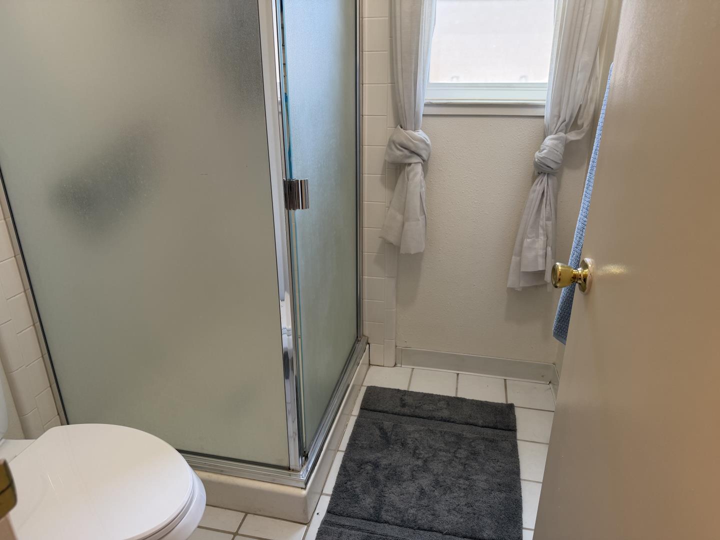 3705 Kona Oak DR