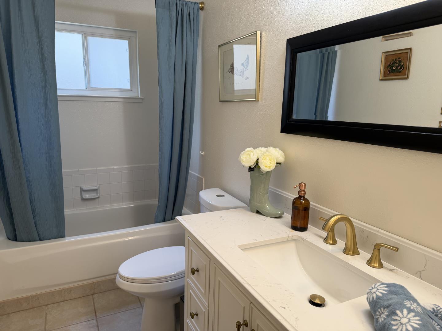 3705 Kona Oak DR
