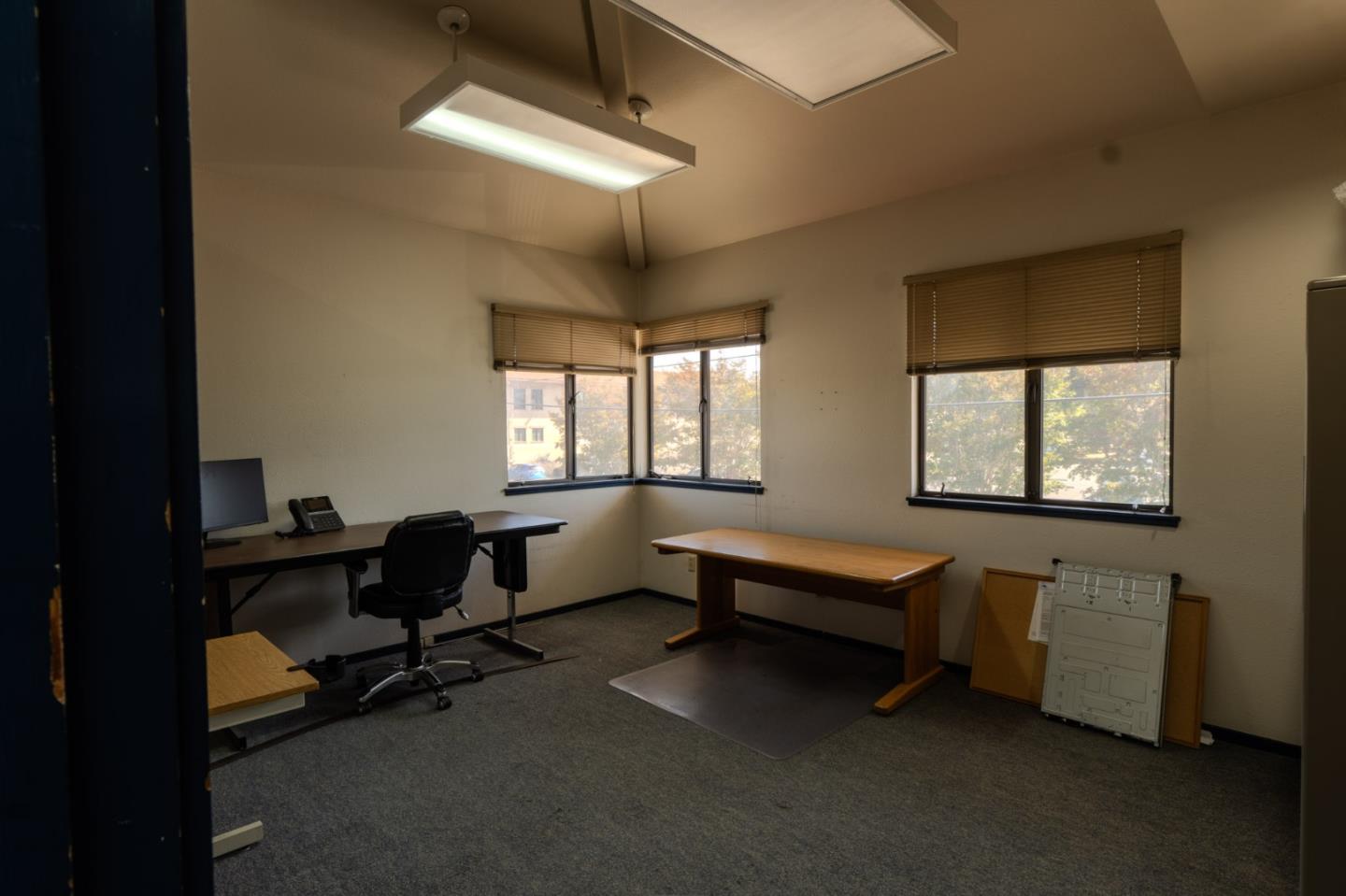 595 Figueroa ST