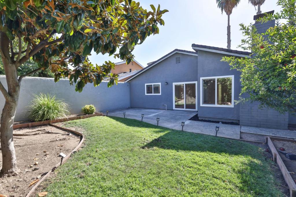 891 Calle De Verde