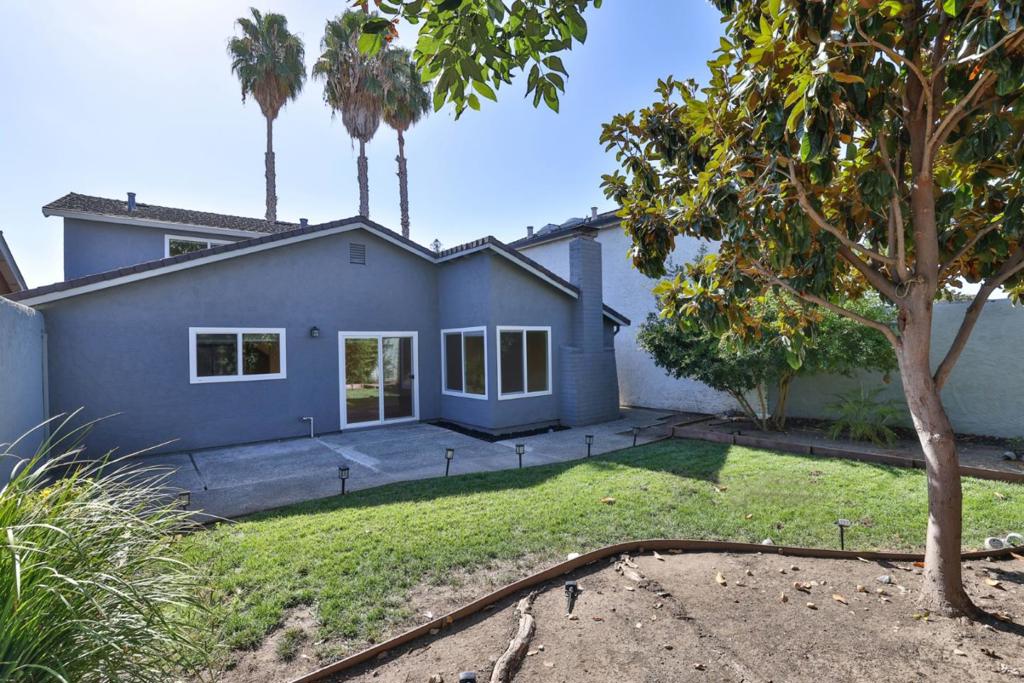 891 Calle De Verde